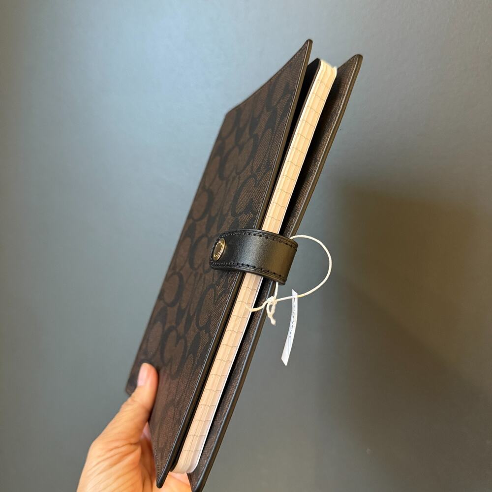 NEW‼️Coach Notebook In Signature Canvas Walnut/Black - Picture 2 of 5